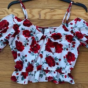 Crop Rose Top w/ ruffle details 🥀🤍❤️
